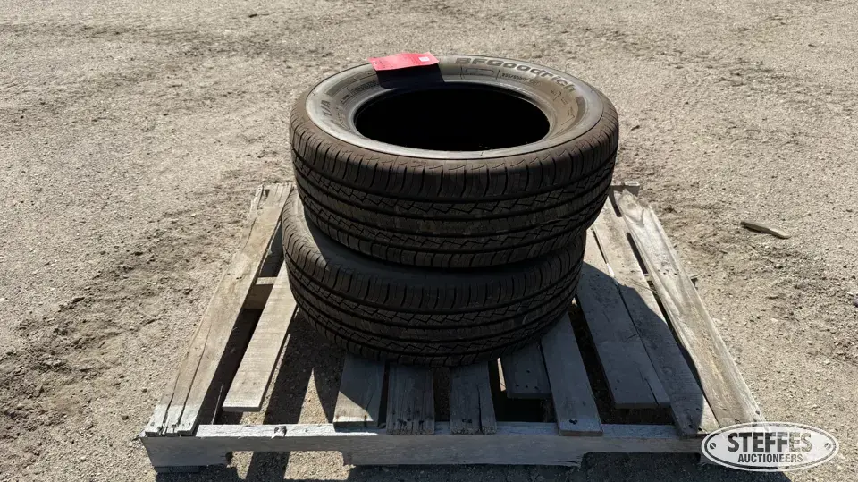 (2) BF Goodrich 235/60R17 tires Passenger-Light Truck Tire