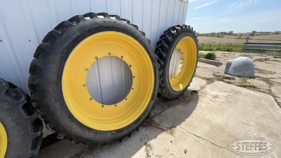 (2) 320/90R50 BKT Agrimax RT945 Tires Tractor-Implement Tire