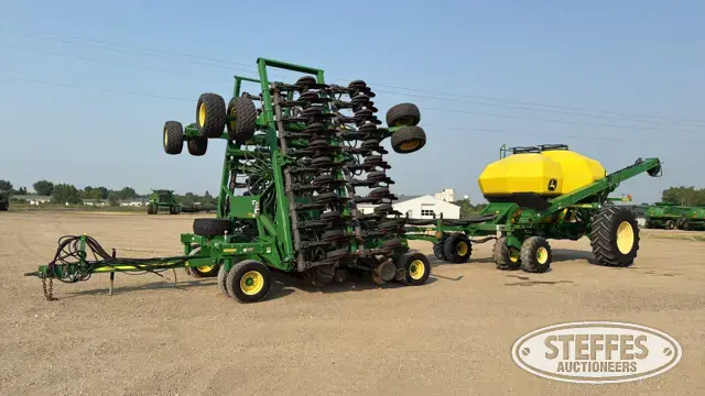 2010 John Deere 1890