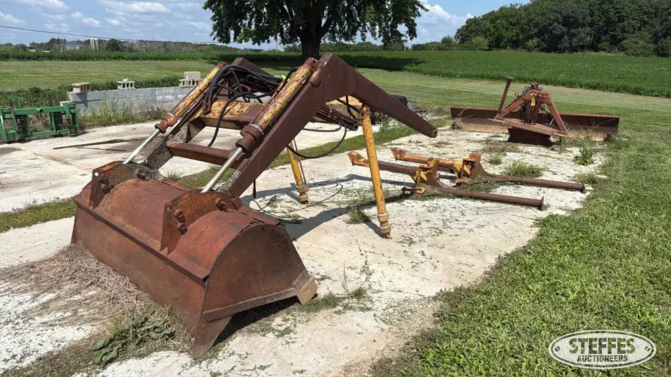Hyd. loader Farm Support Item