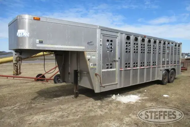 2004 Wilson 5724T