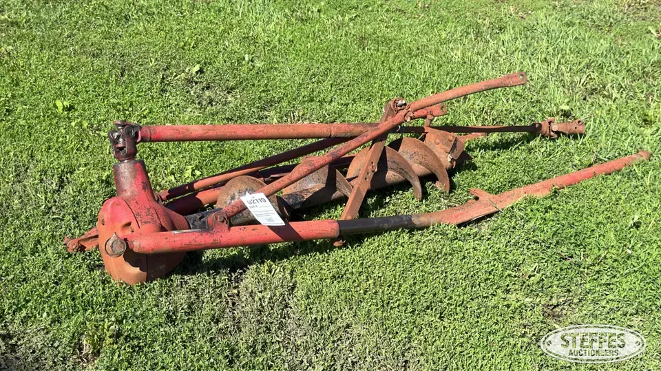 Danuser Digger 22-59 Farm Support Item