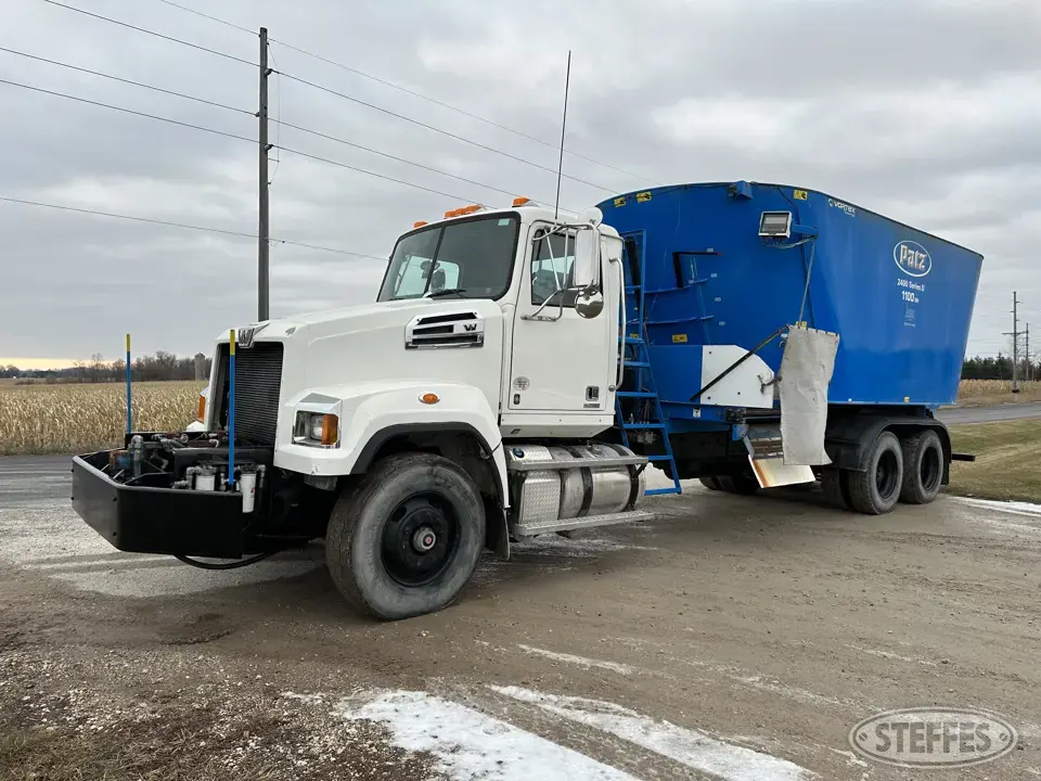 2019 Western Star W4700SF Mixer Truck