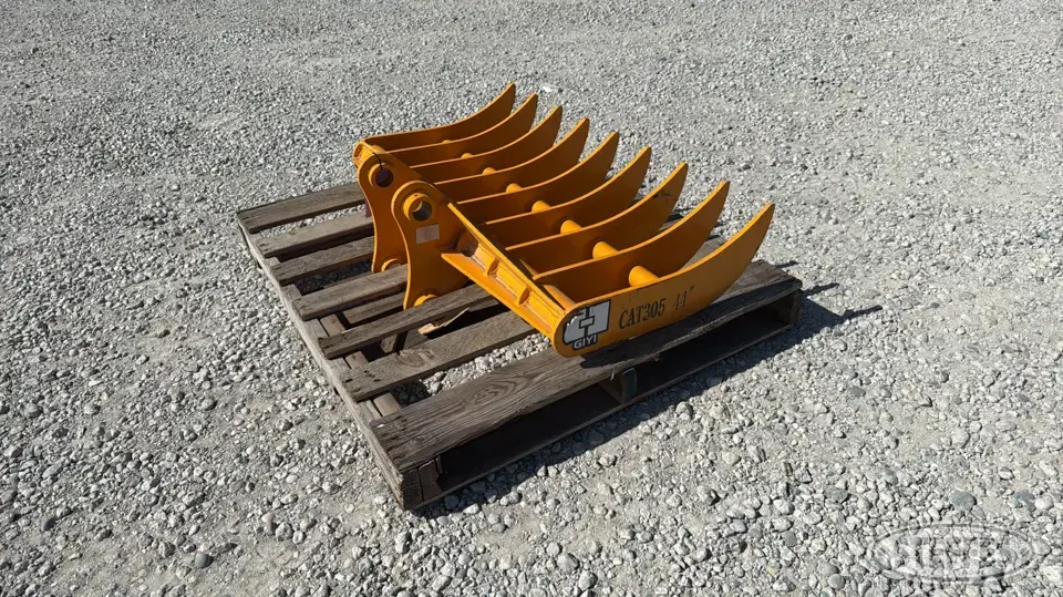 GIYI CAT 305 Excavator Attachment
