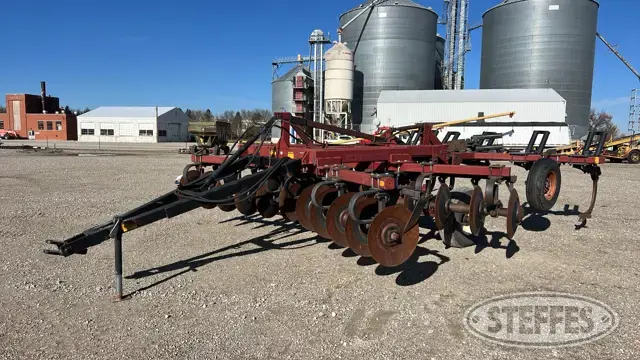 M&W Earthmaster 1465