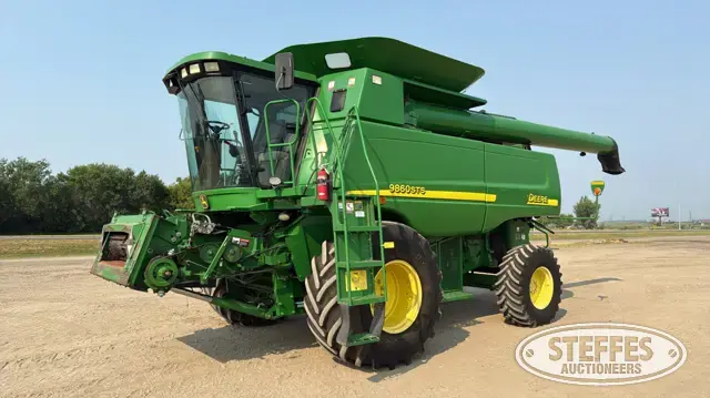 2005 John Deere 9860