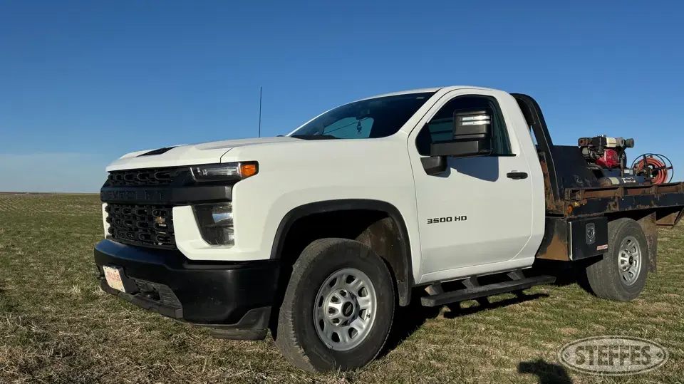 2022 Chevrolet Silverado 3500HD Flatbed Truck
