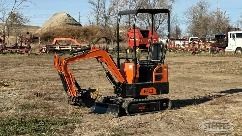 FF Industrial FF-12 Mini-Excavator