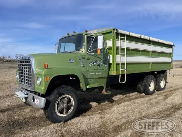1974 Ford 880