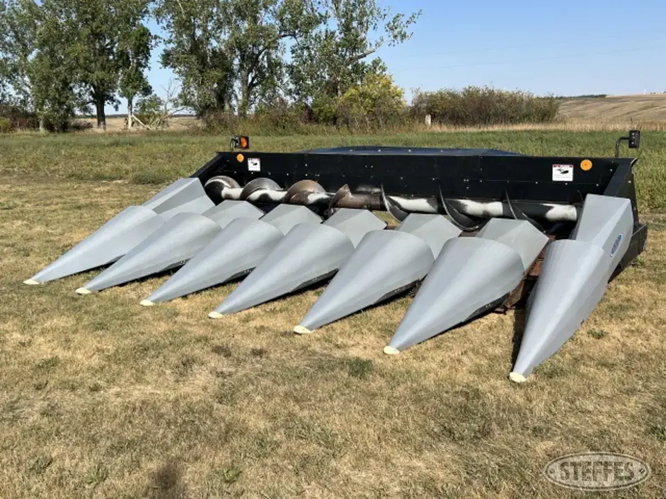1999 Agco Hugger Corn Head