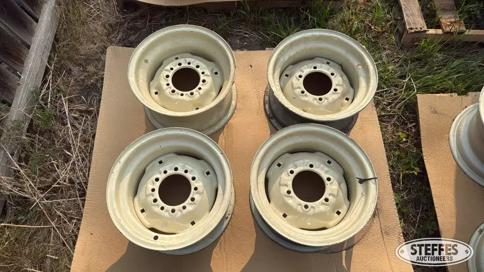 (4) Implement wheels Truck-Trailer Part