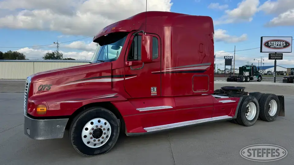 2007 Freightliner Century Conventional Truck with Sleeper