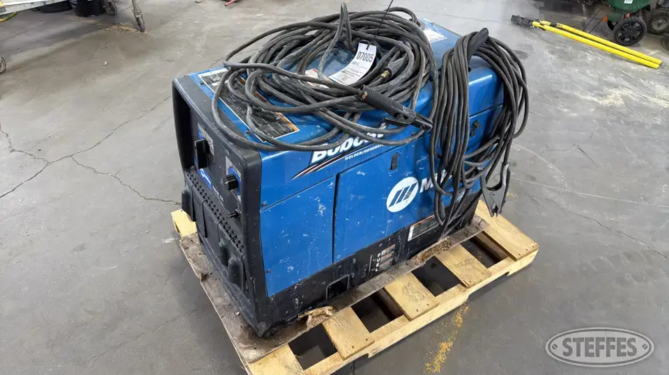 Miller Bobcat 225 Welding