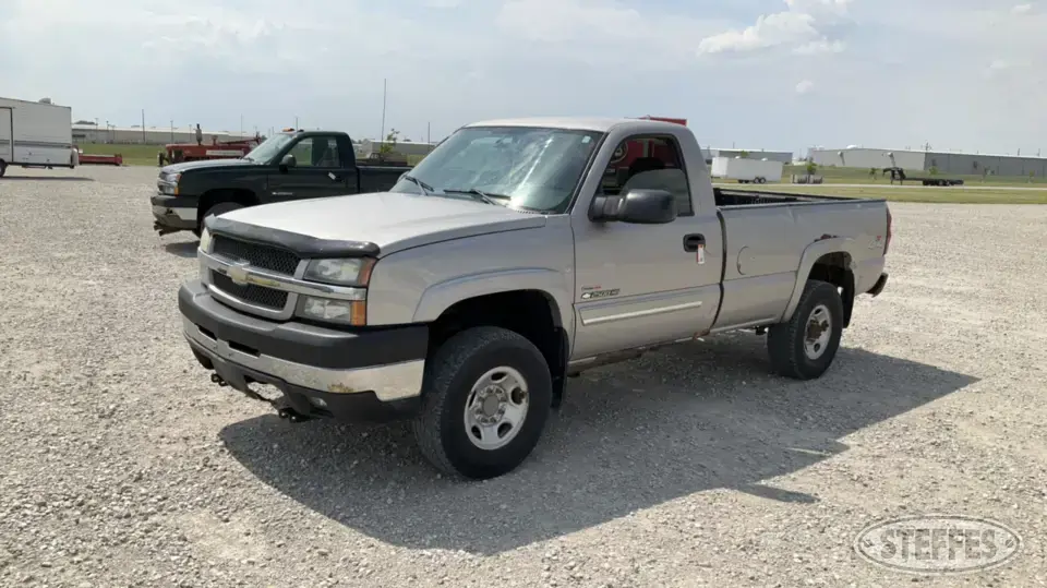 2004 Chevrolet 2500HD 3 Quarter Ton Pickup