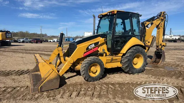 2008 CAT 420E