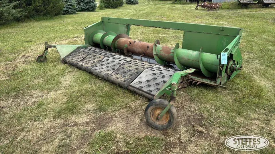John Deere pickup head