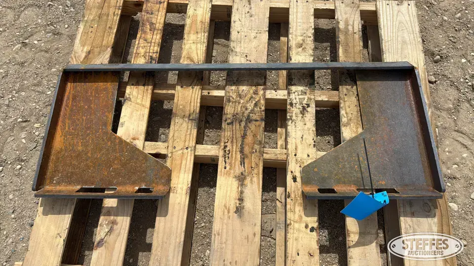 Skid steer plate Skid Steer Attachments-Other