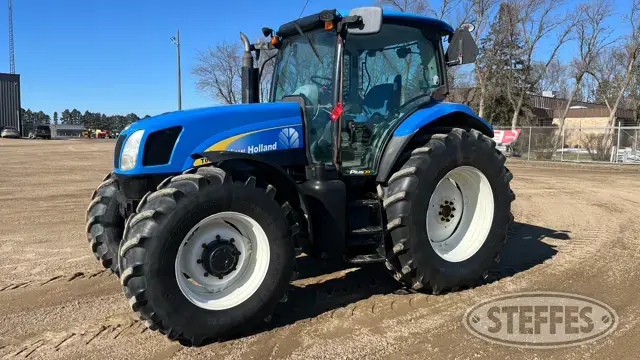 2011 New Holland T6050 Plus