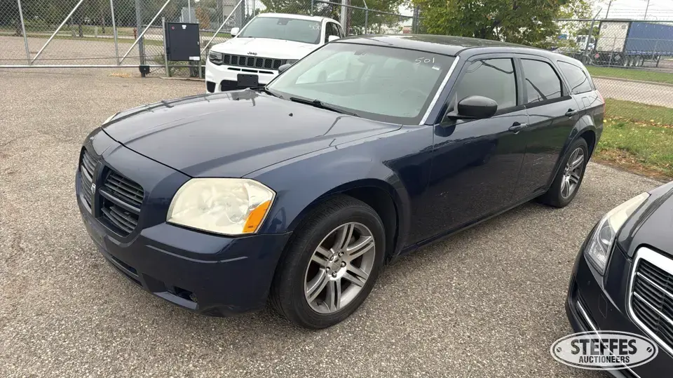 2006 Dodge Magnum SUV