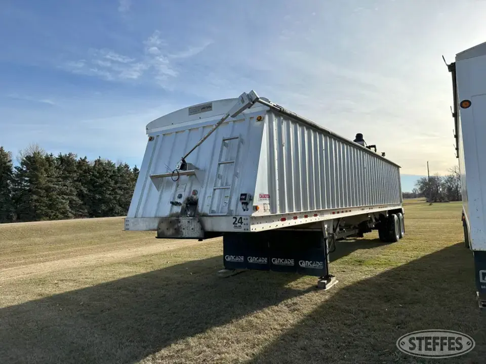 2010 Dakota Hopper Bottom Trailer