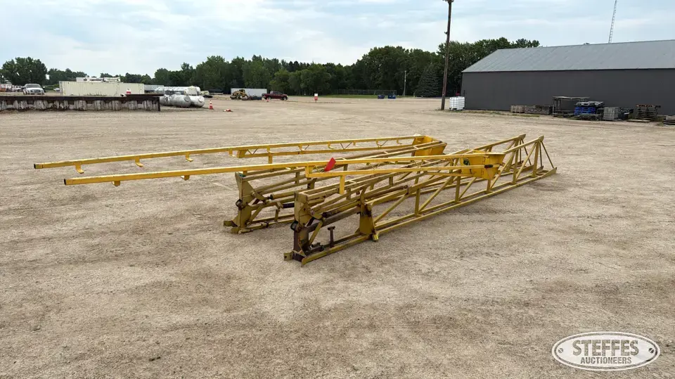 (2) 55’ sprayer booms Ag Equipment Part