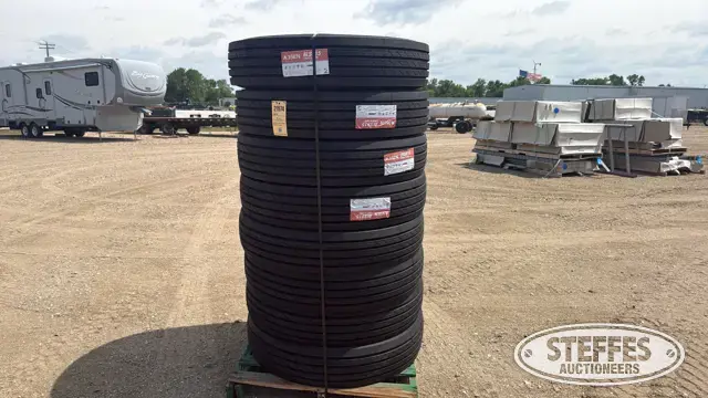 (8) Aosen ALS915 11R24.5 truck tires