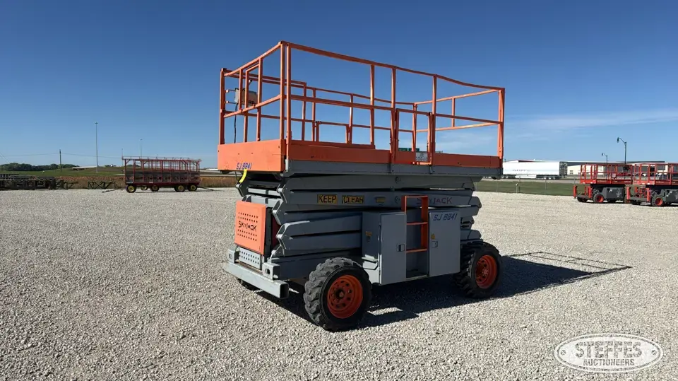 Skyjack SJ8841 Scissor Lift