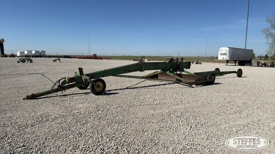 John Deere 940 Land Plane