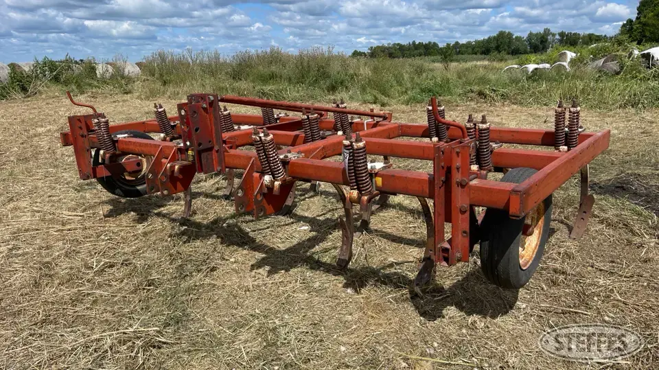 International 55 Chisel Plow
