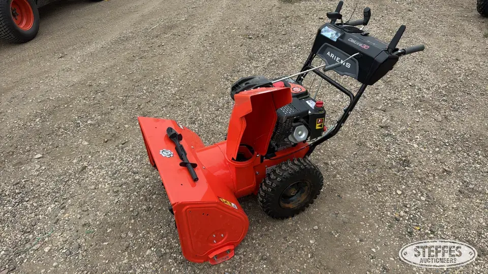 Ariens Deluxe 30 Self-Propelled Snowblower