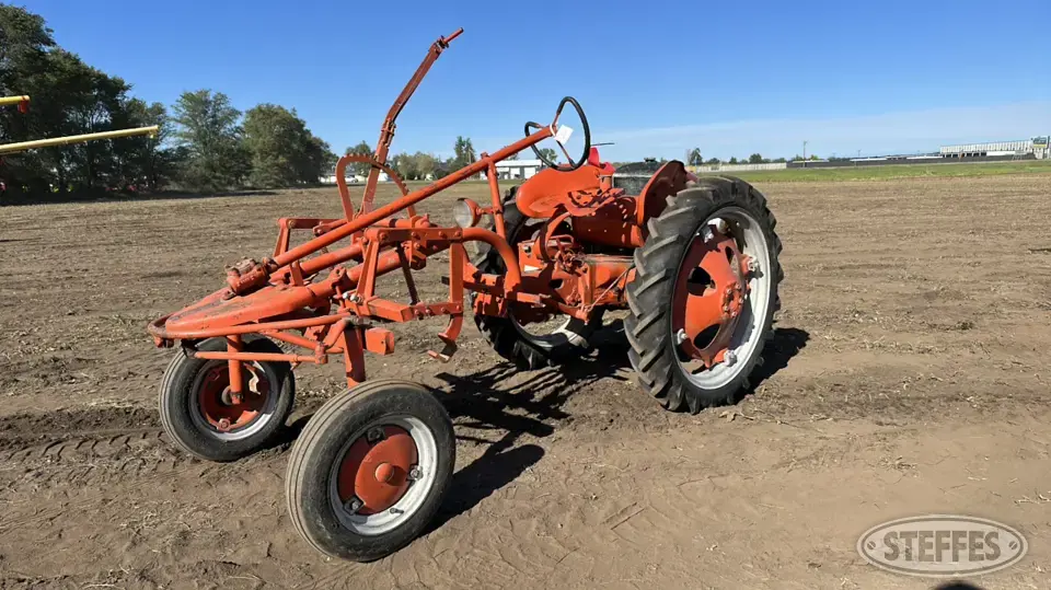Allis Chalmers G Collectible Tractor