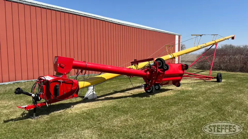 2020 Westfield MKX100-73 Swing Hopper Auger