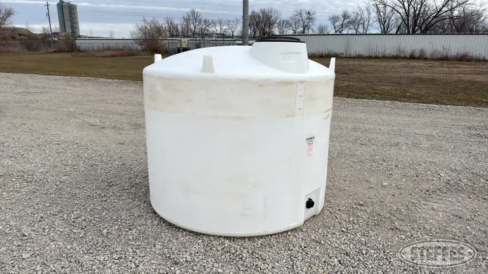 F/S Mfg. FSVT1300-82-N Poly Tank