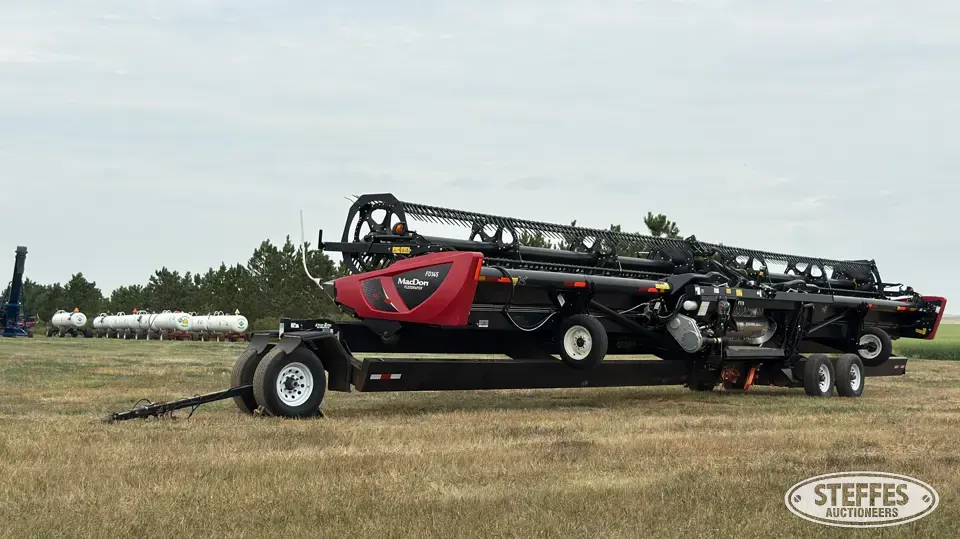 M. D. Products Stud King D48 Header Trailer