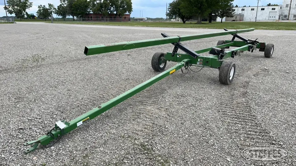 Unverferth HT25 Header Trailer