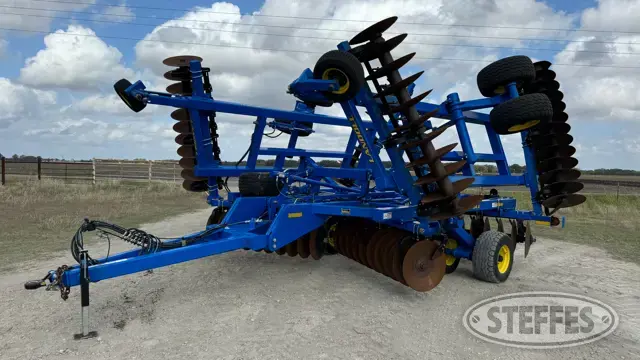 2022 Landoll 6231