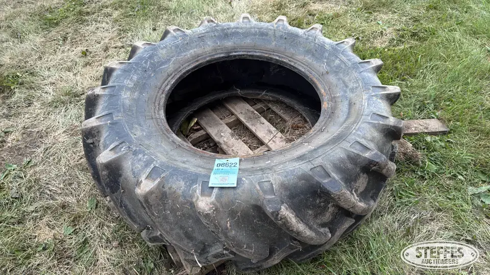 14.9-24 tire Tractor-Implement Tire