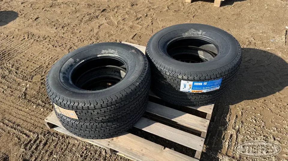 (4) Durun ST225/75R15 trailer tires Passenger-Light Truck Tire