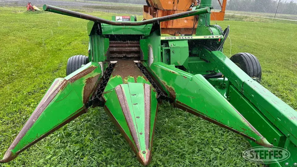 1996 John Deere 3970 Stalk Chopper