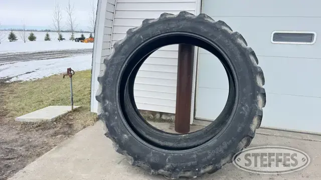 (2) Goodyear DT800 380/90R54 tires