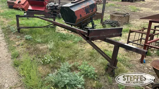 Metal rolling cart