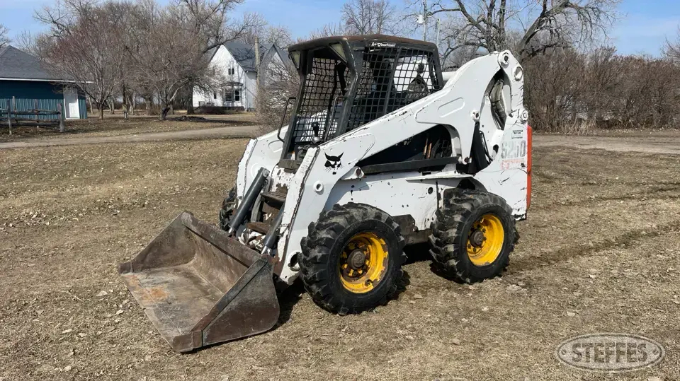 2006 Bobcat S250 Wheeled Skid Steer