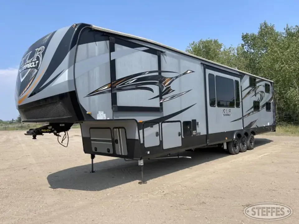 2019 Forest River XLR Thunderbolt 413AMP Camper