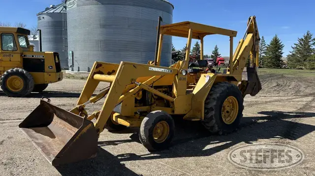 1972 John Deere 310F
