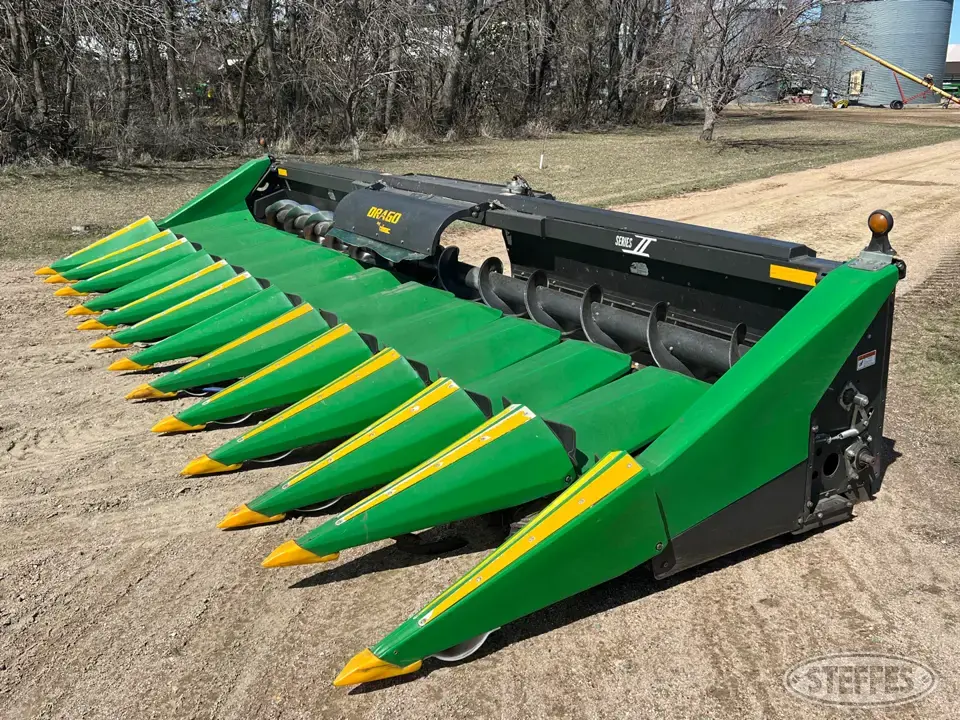 2014 Drago S12TR Series II Corn Head