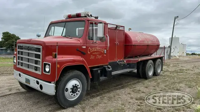 1980 International F-2275