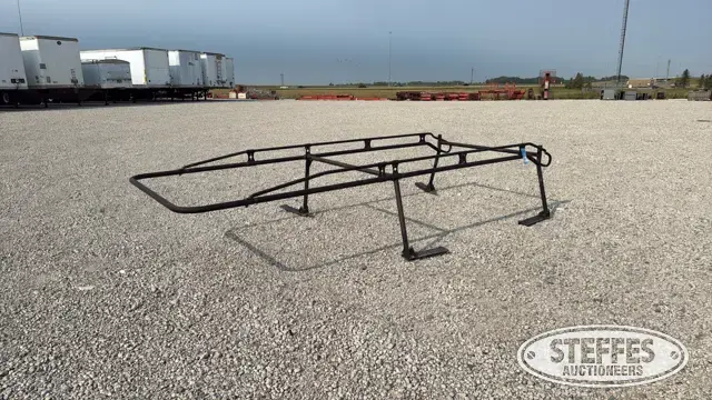 Kargo Master pickup storage rack