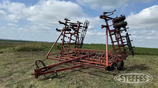Hiniker 1540