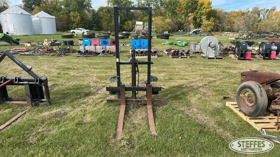 Gnuse 3 pt. forks Farm Support Item