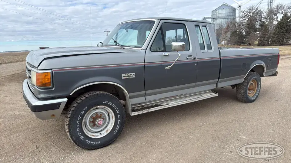 1990 Ford F-250 XLT 3 Quarter Ton Pickup